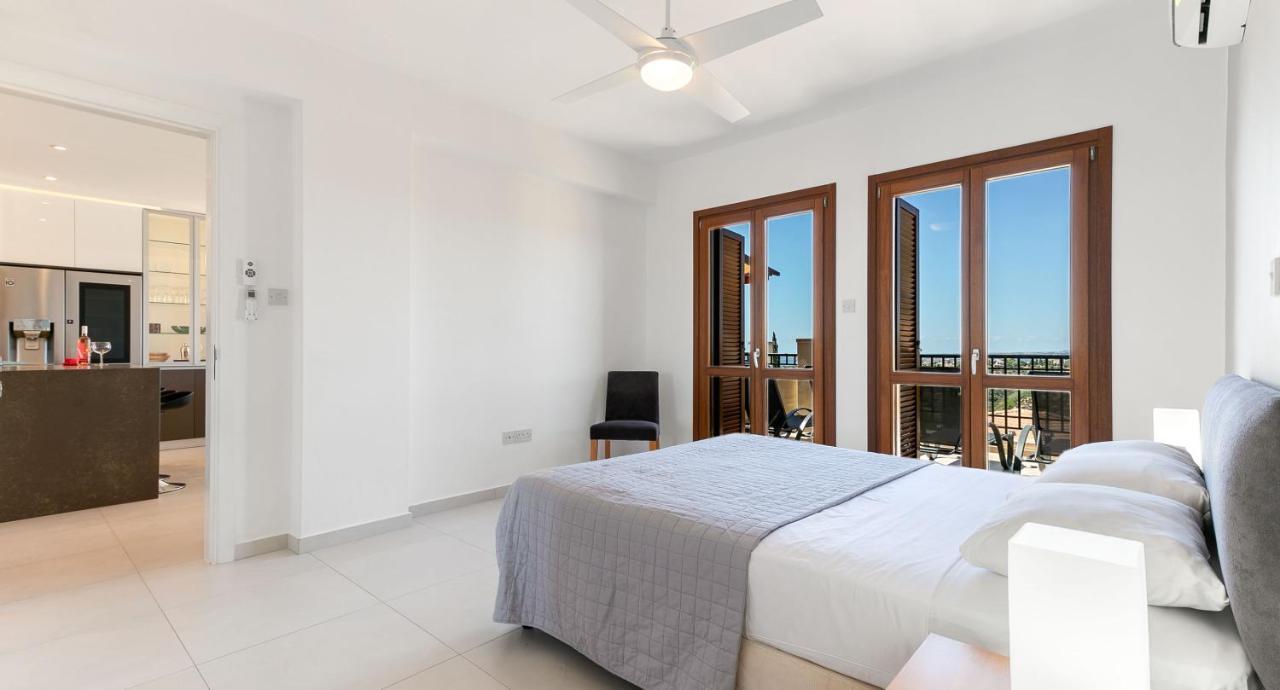 Modern Apartment Nz11 Large Balconies With Sea And Mountain Views Kouklia Exterior photo