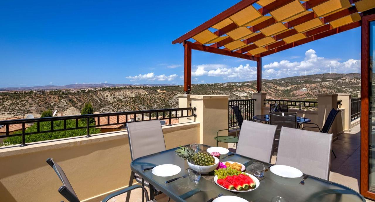 Modern Apartment Nz11 Large Balconies With Sea And Mountain Views Kouklia Exterior photo