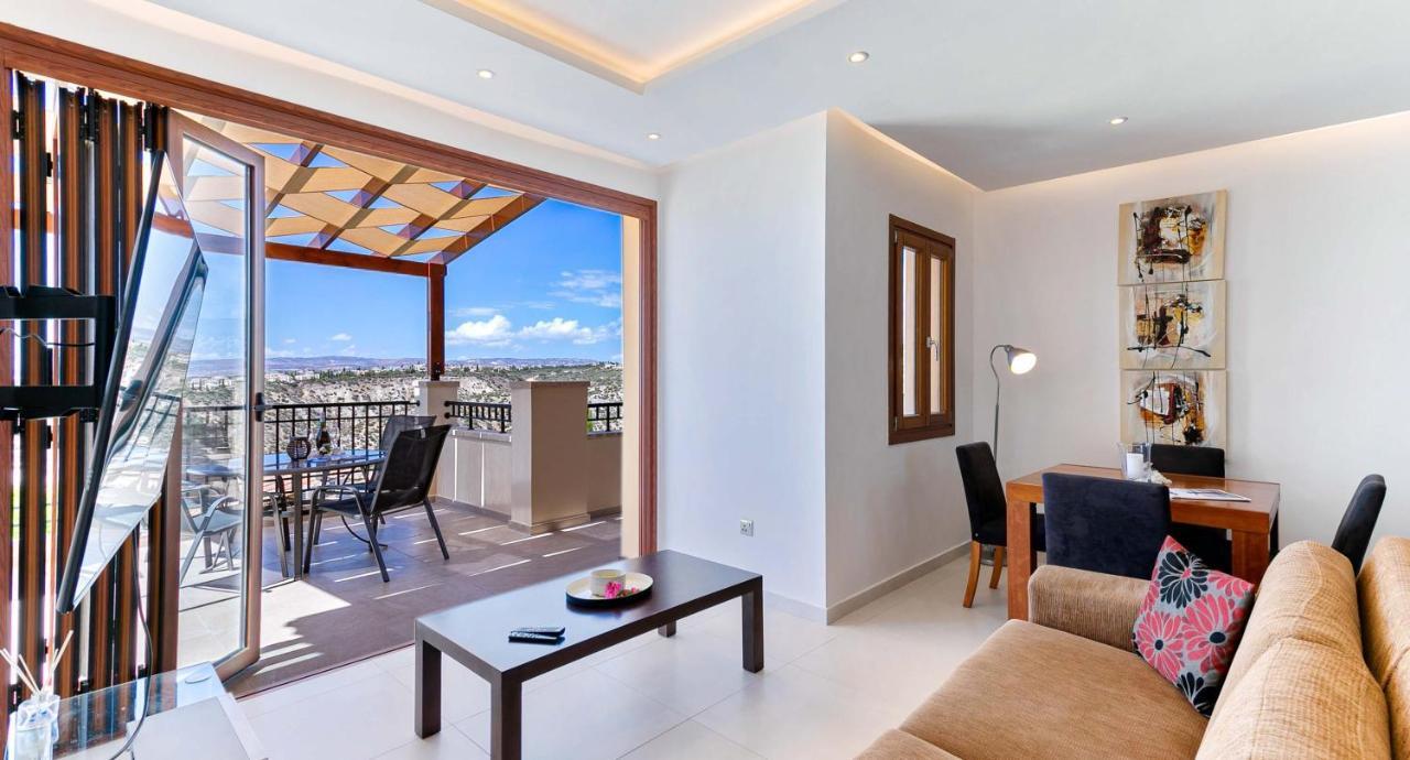 Modern Apartment Nz11 Large Balconies With Sea And Mountain Views Kouklia Exterior photo