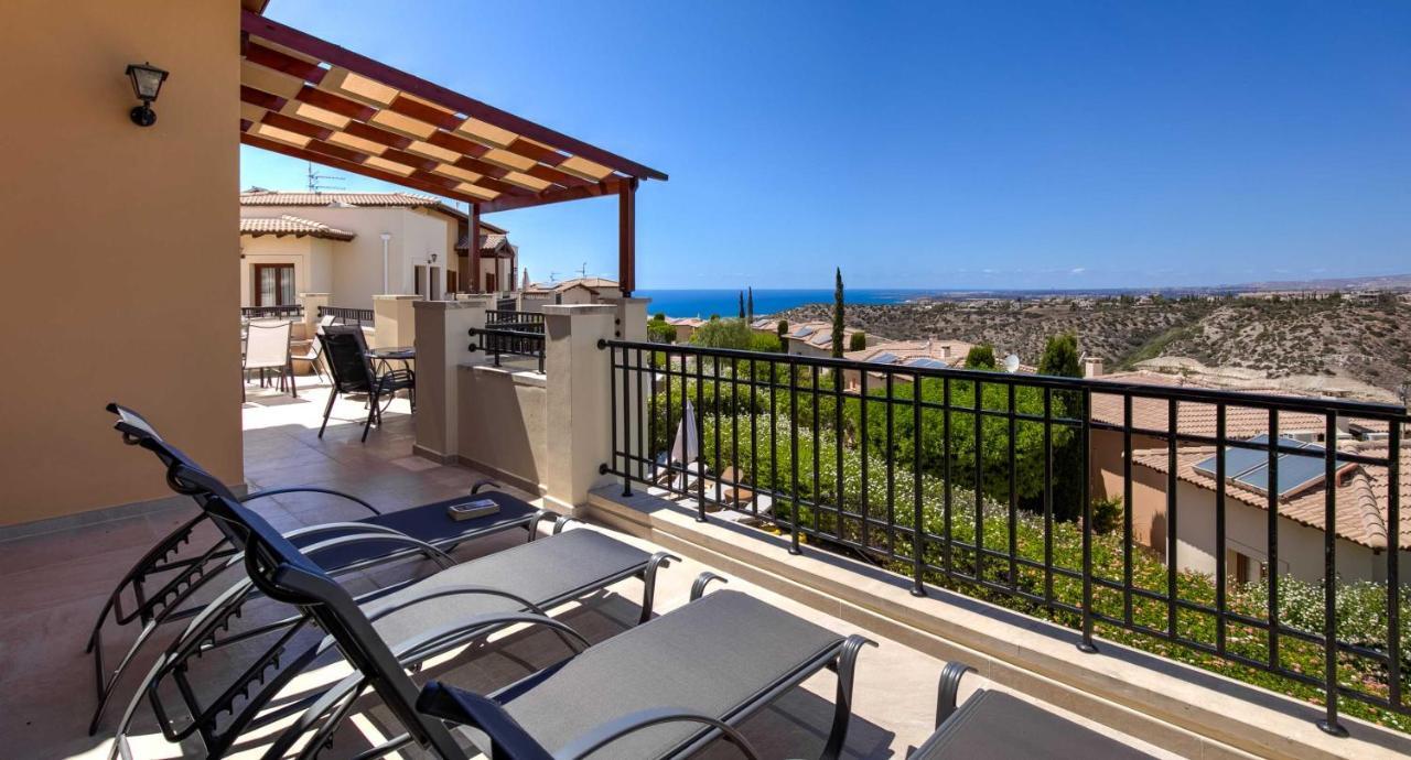 Modern Apartment Nz11 Large Balconies With Sea And Mountain Views Kouklia Exterior photo